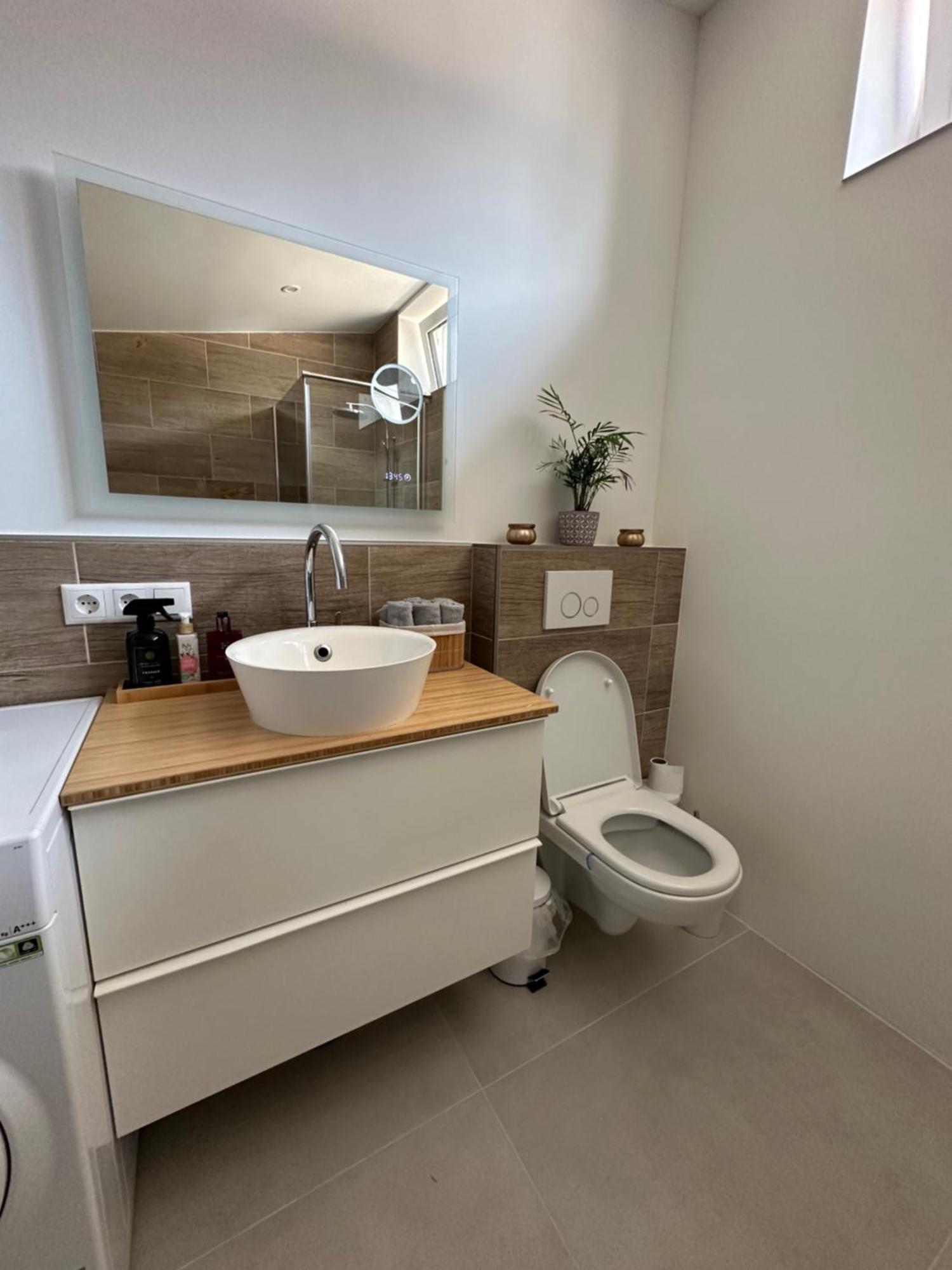 A&E Rooms Fernwald Εξωτερικό φωτογραφία